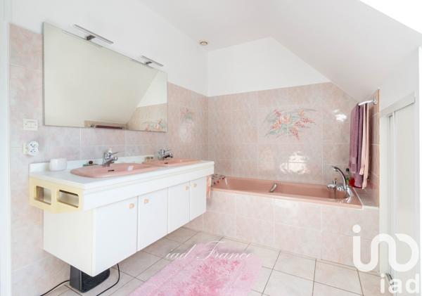 Maison à vendre 9 pièces 246 m² Orgeval