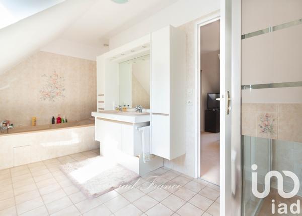 Maison à vendre 9 pièces 246 m² Orgeval