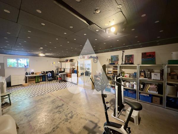 Maison 8 pièces 205 m2