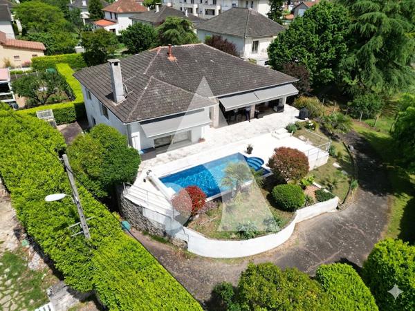Maison 8 pièces 205 m2
