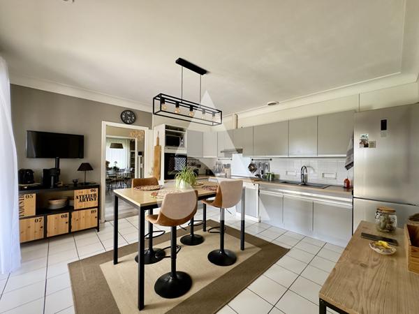 Maison 8 pièces 205 m2