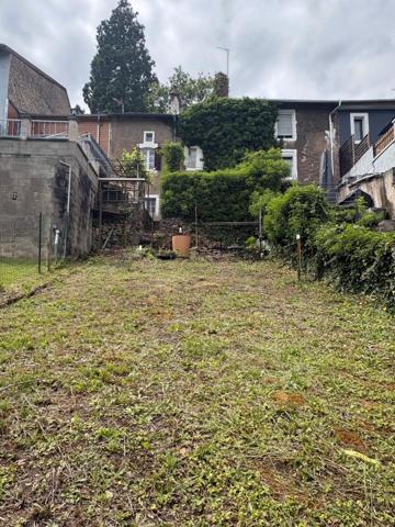 Maison à rénover complètement ! Idéal investisseurs !