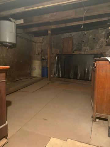 Maison à rénover complètement ! Idéal investisseurs !