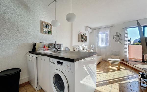 Appartement à vendre    2 pièces • 41 m2 Fréjus