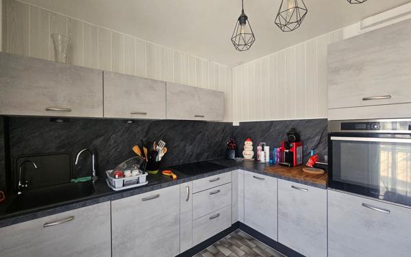 Appartement à vendre    4 pièces • 85 m2 Balaruc-les-Bains