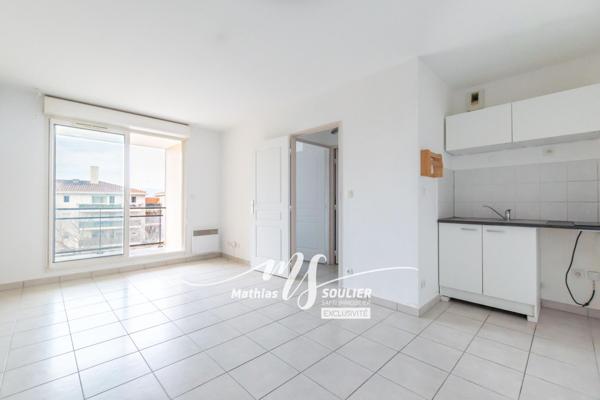 Appartement T2 de 33.2 m² avec terrasse et garage