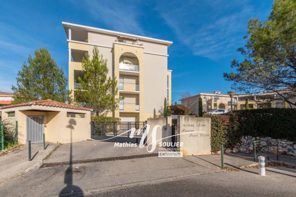 Appartement T2 de 33.2 m² avec terrasse et garage