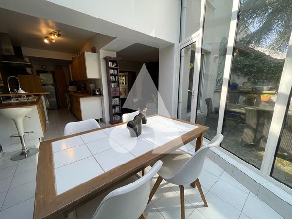 Maison 6 pièces 176 m2