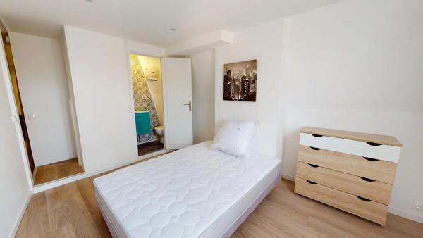 Location                                                      Appartement
                        
                     2 pièces                      30 m2                     à Chartres