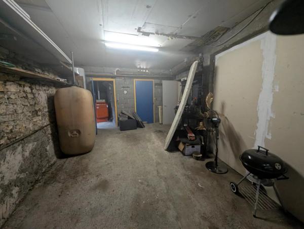 Vente                                                      Maison
                        
                     5 pièces                      100 m2                     à Salviac