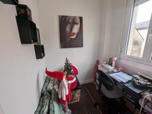 Vente                                                      Maison
                        
                     5 pièces                      100 m2                     à Salviac