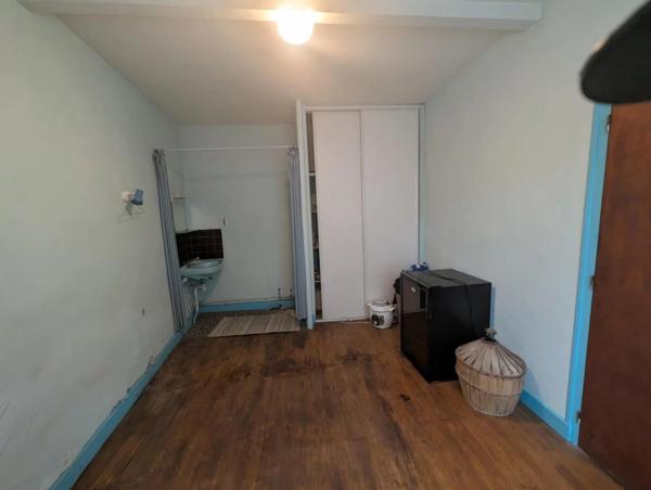 Vente                                                      Maison
                        
                     5 pièces                      100 m2                     à Salviac