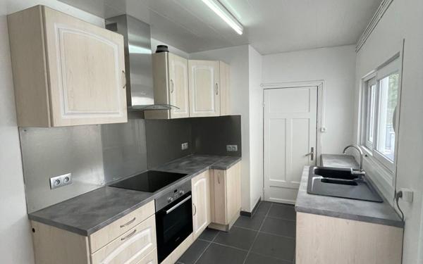 Maison à louer    4 pièces •  Odomez