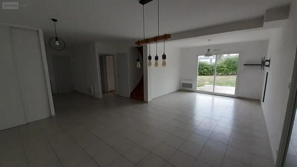 Location - Maison Cornillé 35500 5 pièces 109 m 2 522 m 2
