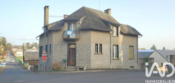 Maison à vendre 9 pièces 208,17 m² Neuvic