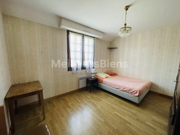 Pavillon 5 chambres avec terrain de 652m2