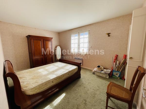 Pavillon 5 chambres avec terrain de 652m2