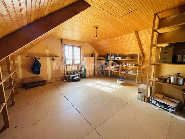 Pavillon 5 chambres avec terrain de 652m2