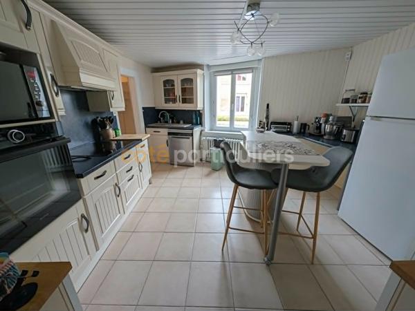 Vente
                Maison134,23 m² - 5 Pièces -
                    BEHONNE (55000)