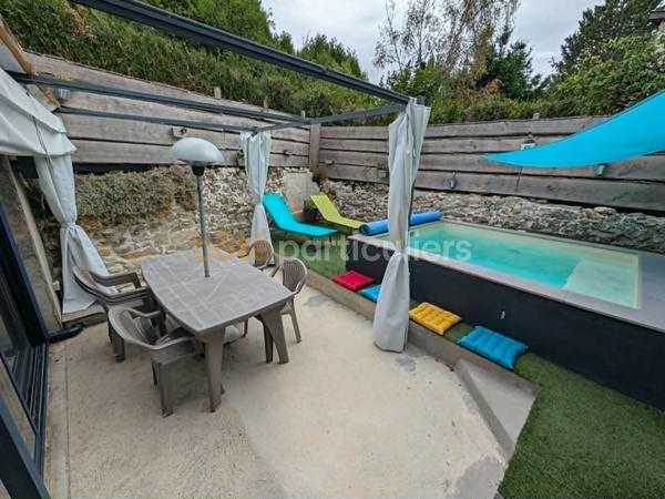 Vente
                Maison134,23 m² - 5 Pièces -
                    BEHONNE (55000)