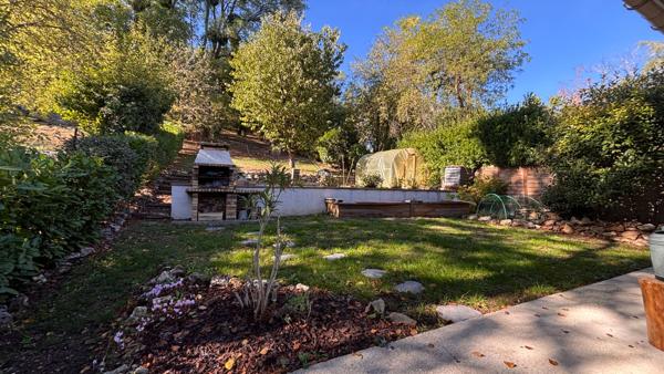 Maison 5 pièces Corbeil-Essonnes - Jardin 1112m² + Garages double