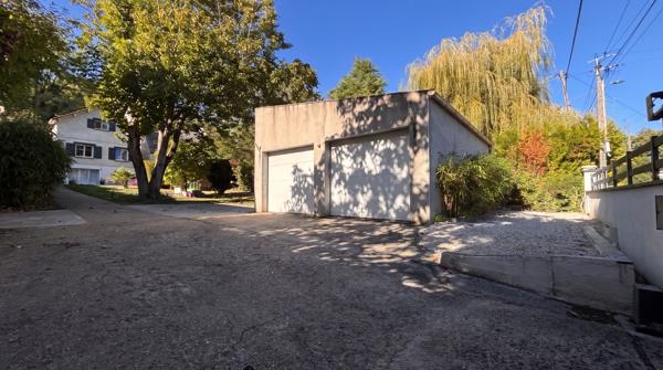 Maison 5 pièces Corbeil-Essonnes - Jardin 1112m² + Garages double