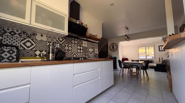 Maison 5 pièces Corbeil-Essonnes - Jardin 1112m² + Garages double