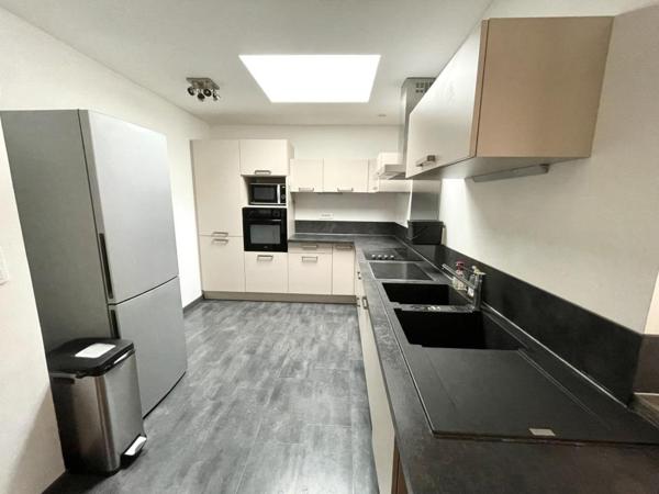 A LOUER – Maison individuelle 5 pipèces meublée – bail à l’an