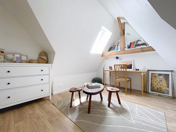 OFFRE ACCEPTEE - Charmante maison des années 30 à deux pas du Busway