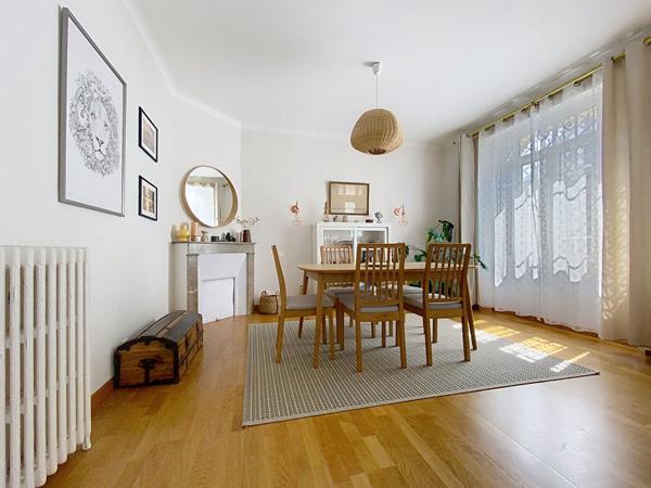 OFFRE ACCEPTEE - Charmante maison des années 30 à deux pas du Busway