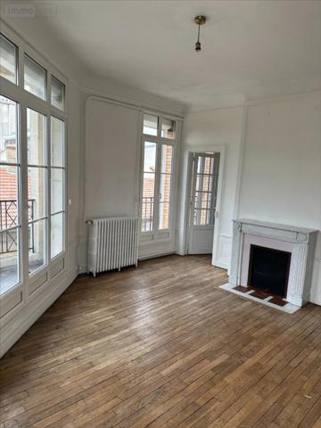 Appartement ancien à louer à Reims dans la Marne (51100), ref : 51047-1083322