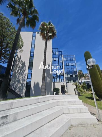 BUREAUX EN OPEN SPACE DES 36 M² A LOUER NICE OUEST AVEC PARKING PRIVATIF