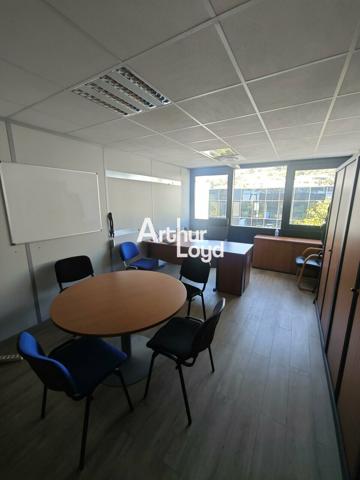 BUREAUX EN OPEN SPACE DES 36 M² A LOUER NICE OUEST AVEC PARKING PRIVATIF