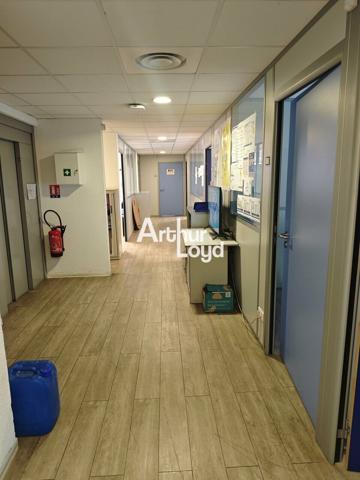 BUREAUX EN OPEN SPACE DES 36 M² A LOUER NICE OUEST AVEC PARKING PRIVATIF