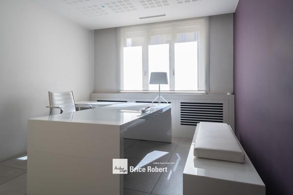 Bureaux à louer Lyon 3ème lumineux avec parking disponible en option