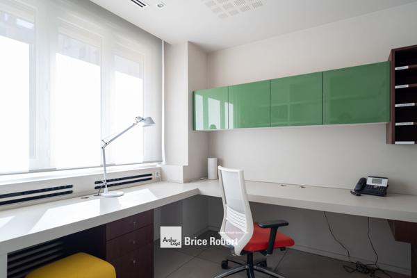 Bureaux à louer Lyon 3ème lumineux avec parking disponible en option