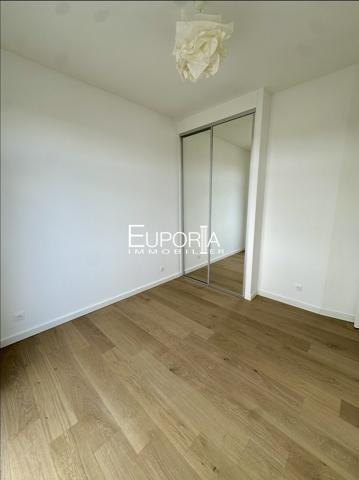 Appartement T5 Attique d'exception - centre tassin-la-Demi-Lune