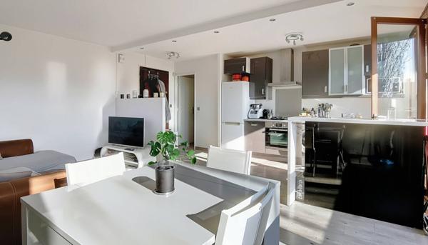 Appartement à vendre 4 pièces de 77 m²
