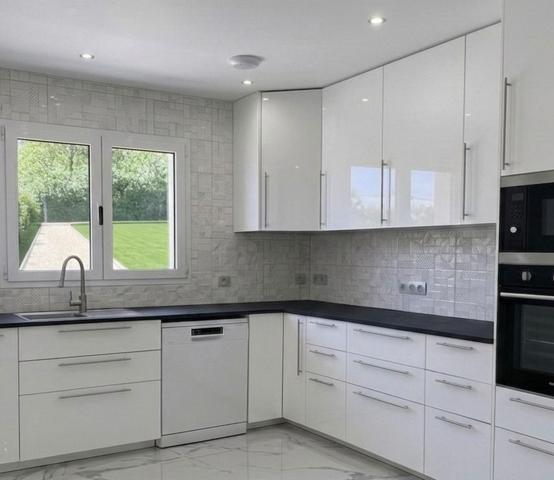 Maison Mouroux 5 pièce(s) 114.76 m2 DPE A Frais de Notaire Réduit