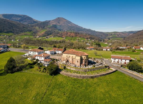 ELKAR - Maison de caractère au coeur des montagnes basques