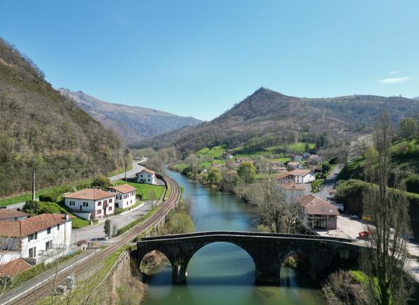 ELKAR - Maison de caractère au coeur des montagnes basques