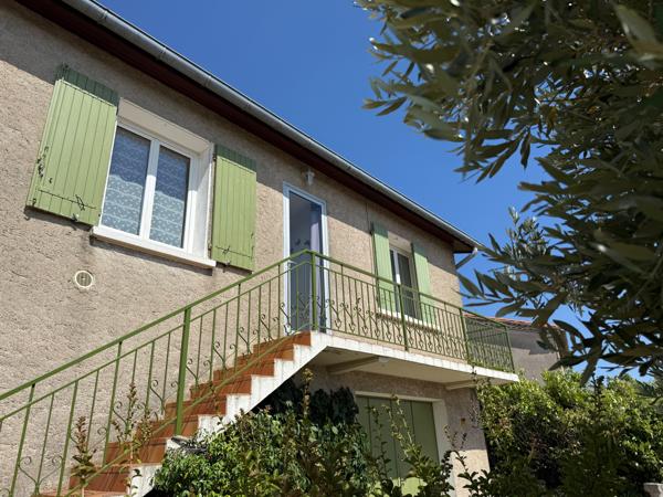 CHARMANTE MAISON FAMILIALE ENTRE VILLE ET CAMPAGNE