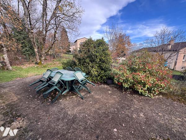 Rare FIGEAC, charmant pavillon de plain pied avec garage et jardin