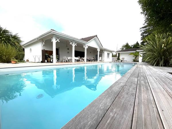 GUJAN-MESTRAS VILLA 147M² T5 DE PLAIN-PIED, PISCINE, GARAGE, JARDIN CLOS