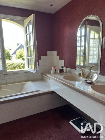 Maison à vendre 8 pièces 214 m² Ploumagoar