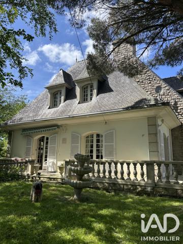 Maison à vendre 8 pièces 214 m² Ploumagoar