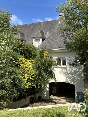 Maison à vendre 8 pièces 214 m² Ploumagoar