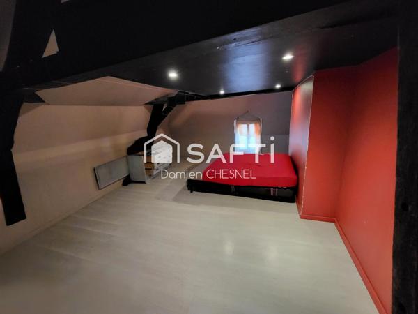 Centre-ville Saint-Amand-Montrond – Maison de ville 80 m² louée, rentabilité +9 %