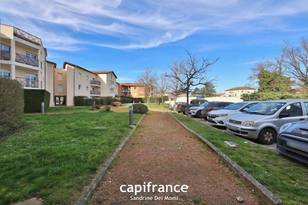 SAINT GENIS LES OLLIERES - Appartement T3 avec grande terrasse, garage et cave