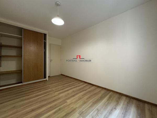 APPARTEMENT T3 - BLAYE CENTRE